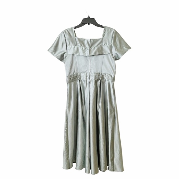 Oleg Cassini Bridesmaid's Dress Women's Size 14W Pistachio Green Fit Flare Midi - Picture 3 of 6